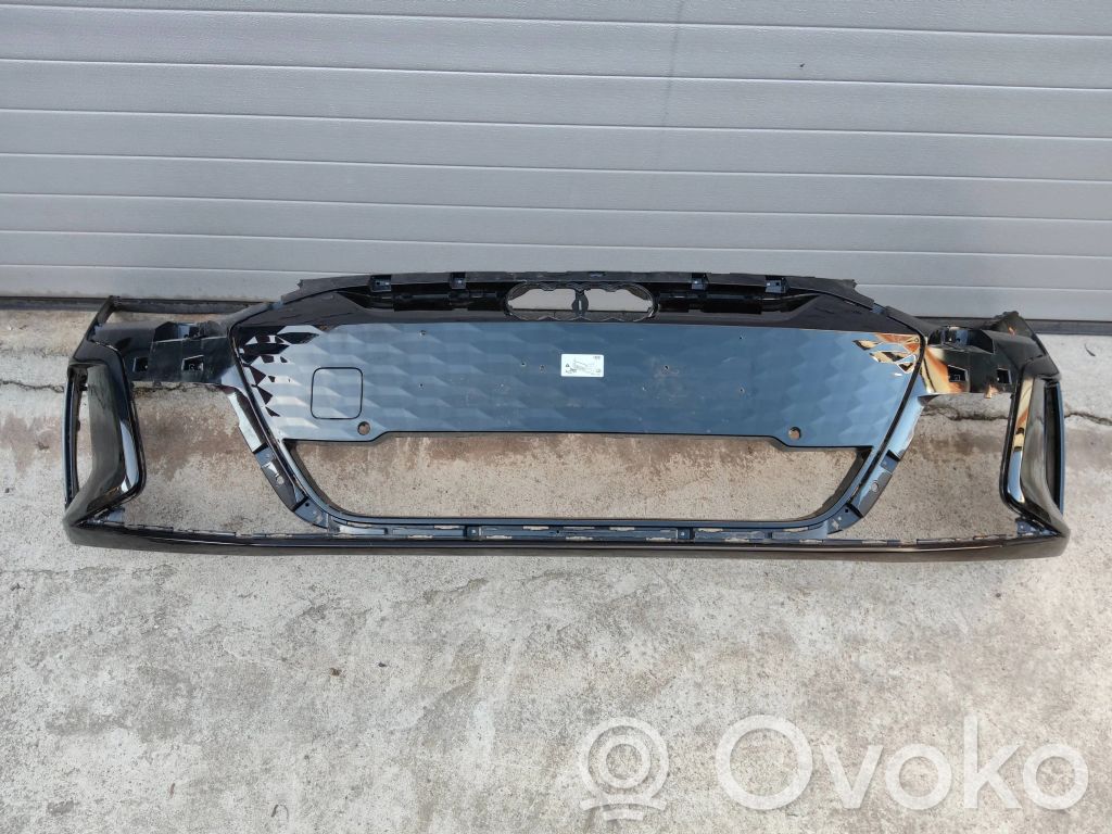 Audi E-tron GT Front bumper 