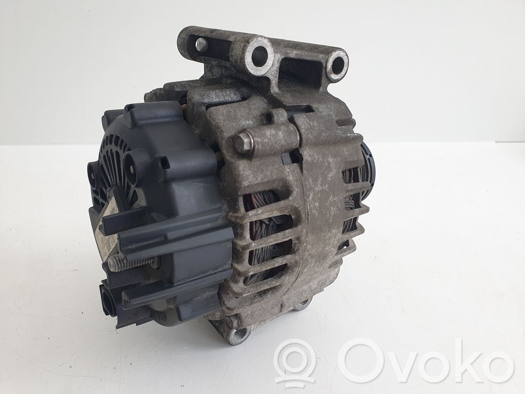 Mercedes-Benz C W204 Alternator 