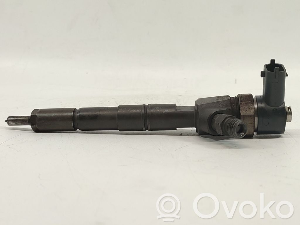 Opel Insignia A Inyector de combustible 