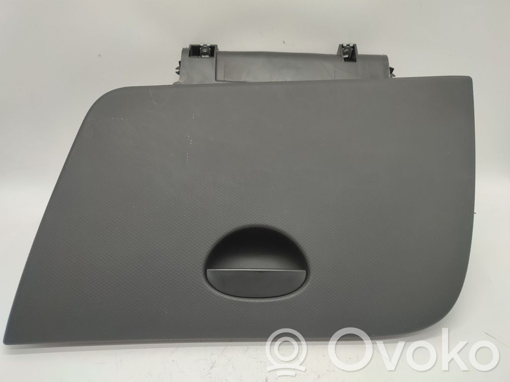 Guantera   1P1857095C