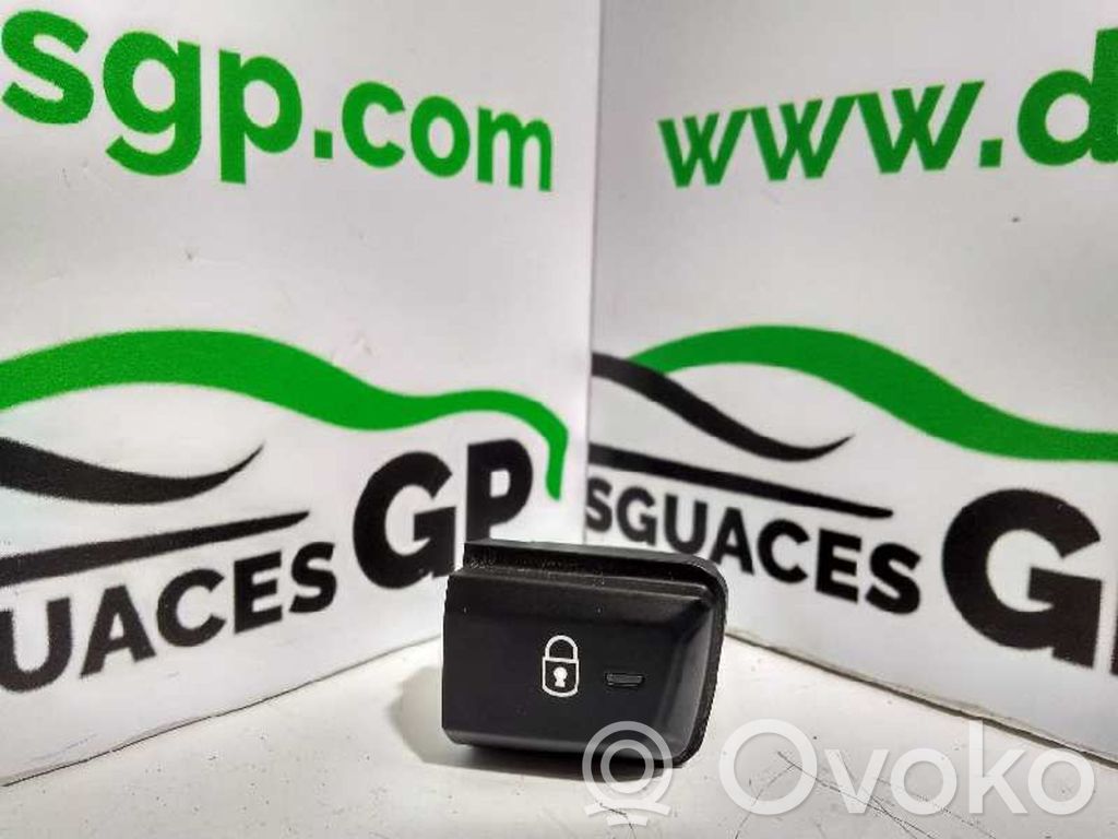 Peugeot 2008 I Otros interruptores/perillas/selectores 