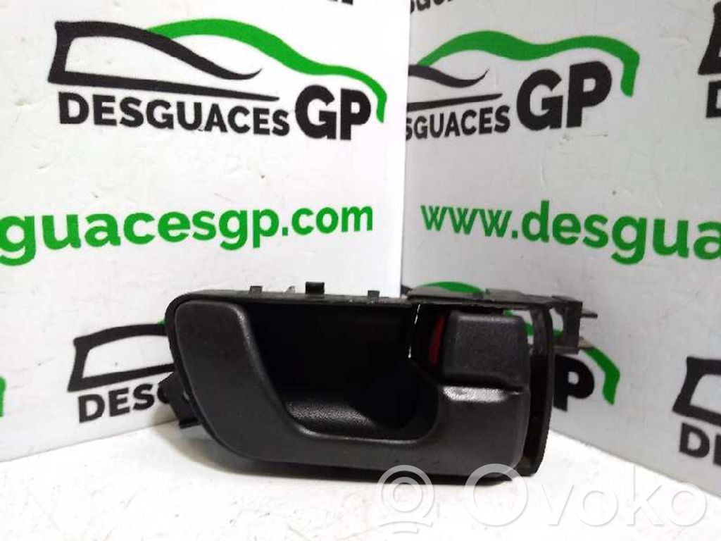 Manecilla interna puerta trasera   MR432272