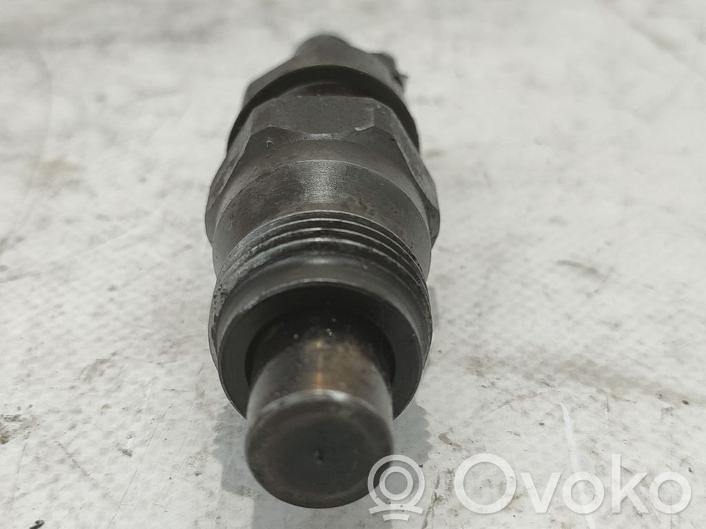 Renault Megane I Inyector de combustible 