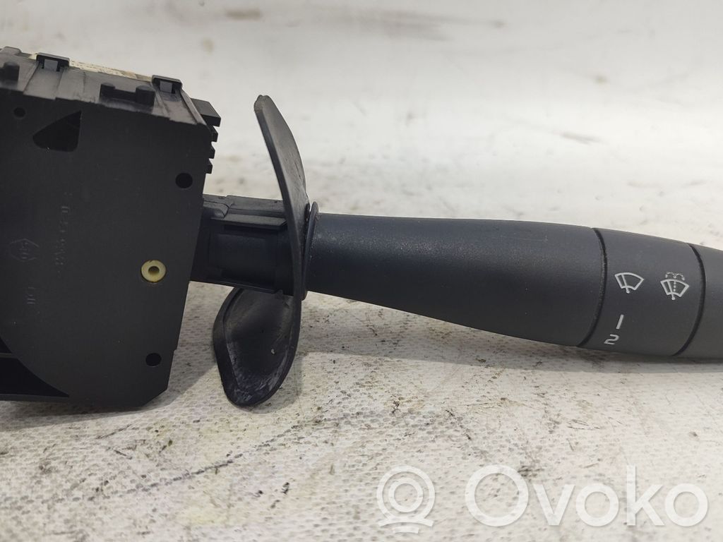 Dacia Logan Pick-Up Palanca de control del limpiaparabrisas 