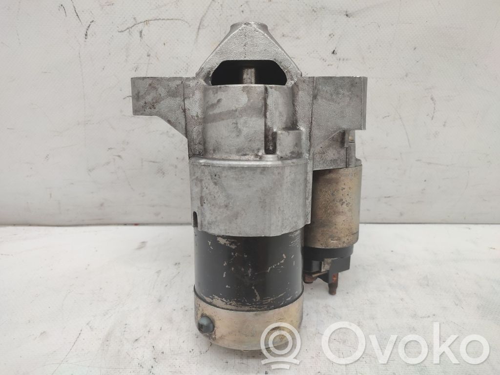 Motor de arranque   M000T82081