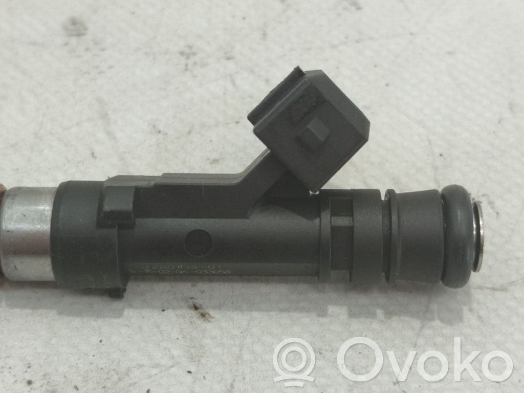 Inyector de combustible   0280158501