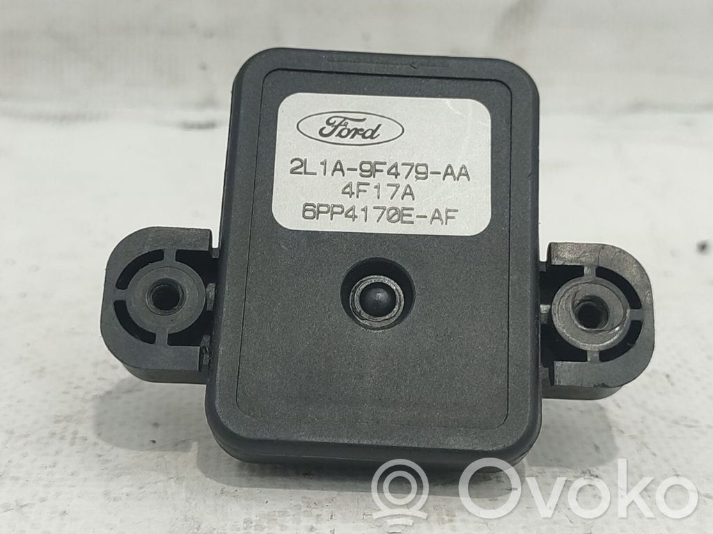 Sensor de presión del aceite   2L1A9F479AA