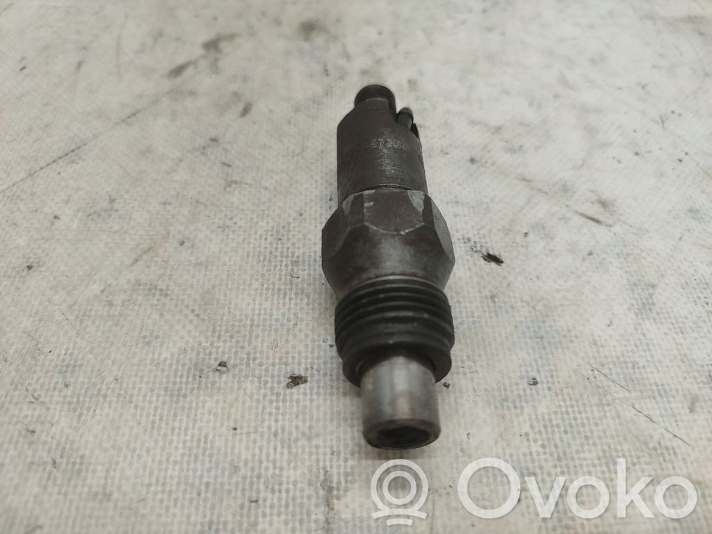 Inyector de combustible   LCC6730705D