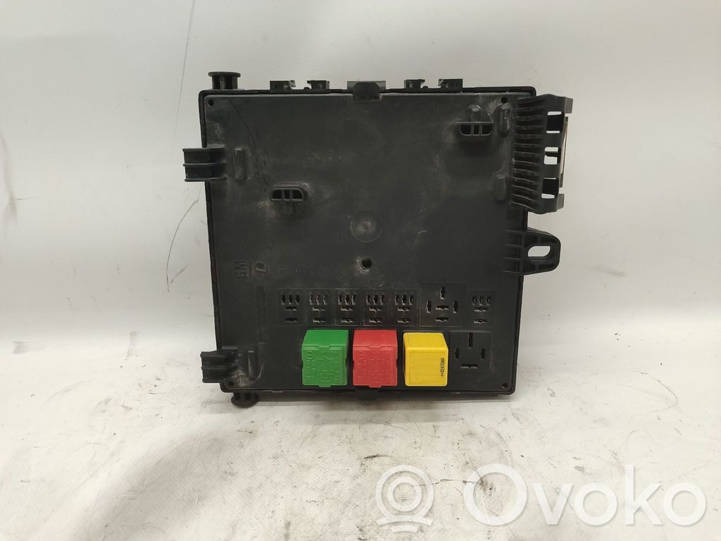 Opel Vectra C Unidad de control del BSM 
