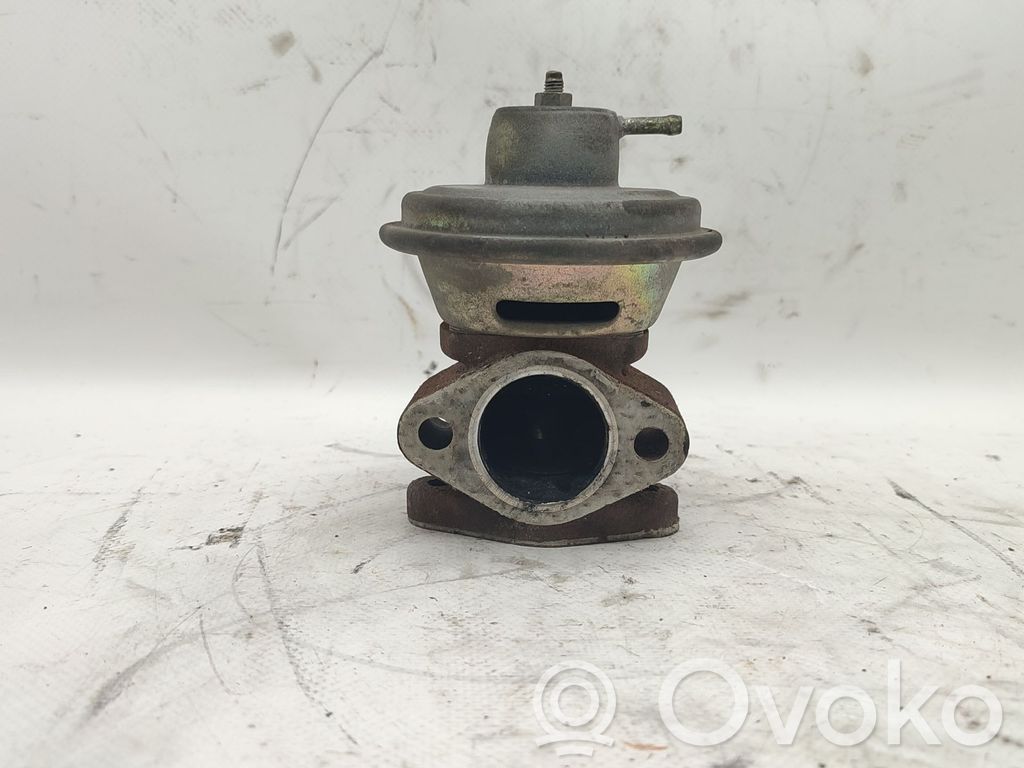 Nissan Vanette Zawór EGR 