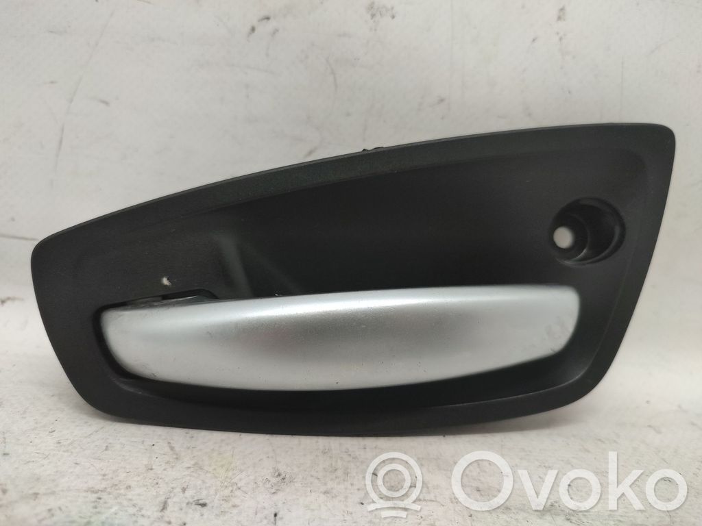 Manecilla interna puerta delantera   51417145075