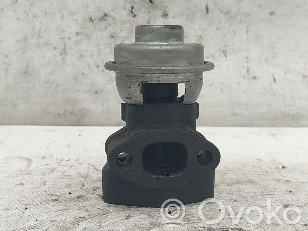 Opel Frontera A Válvula EGR 