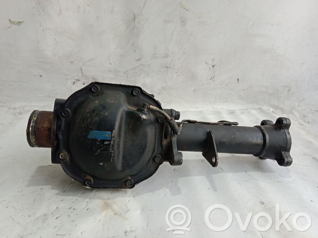 Mitsubishi Montero Diferențial față 