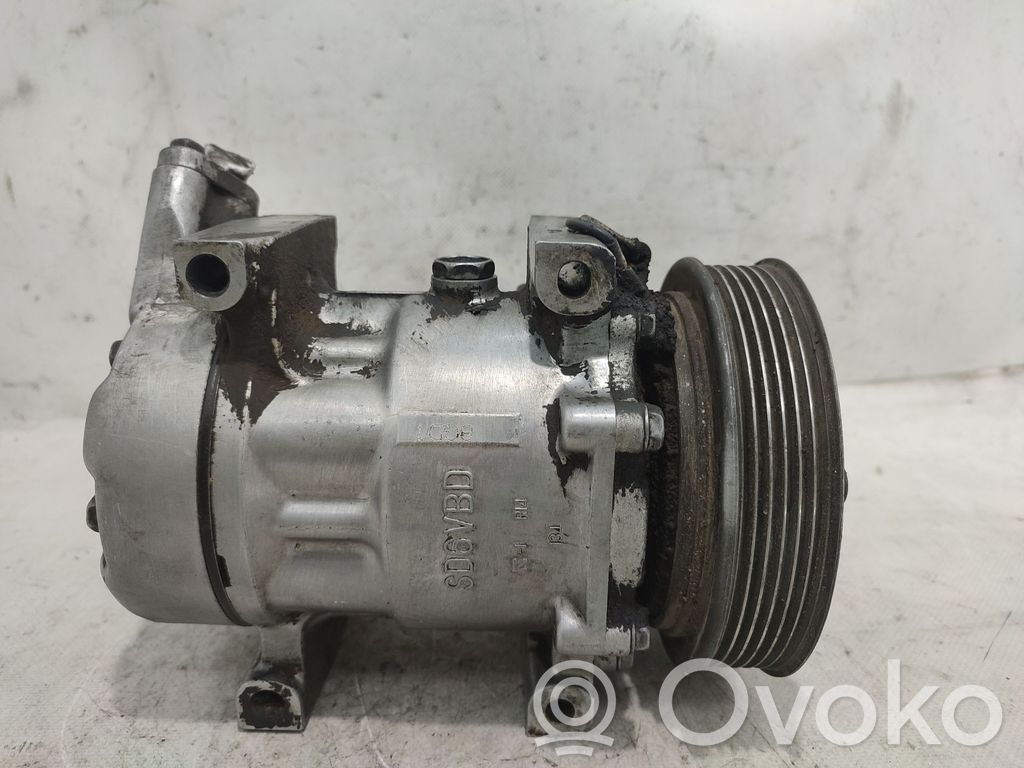 Renault Clio II Air conditioning (A/C) compressor (pump) 
