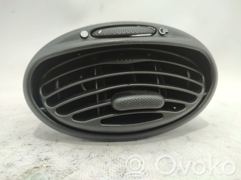 Ford Focus Rejilla de ventilación central del panel 