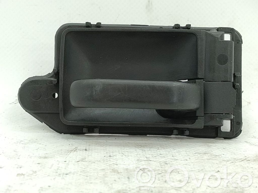 Manecilla interna puerta delantera   914441