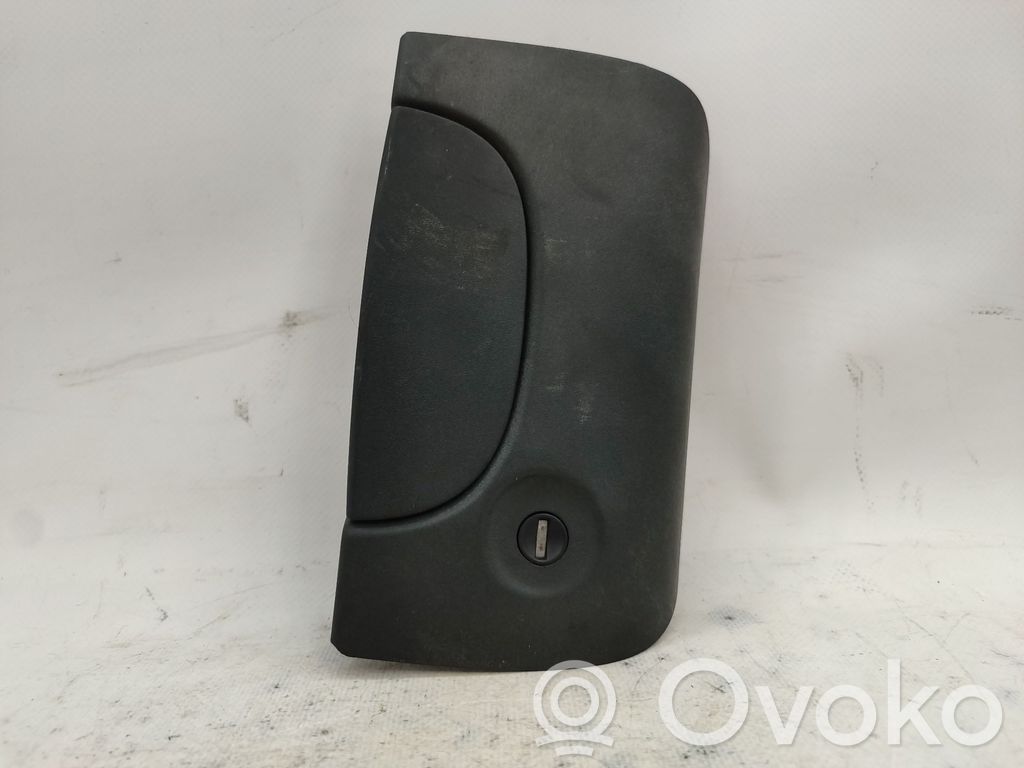 Renault Kangoo I Takaoven ulkokahva
