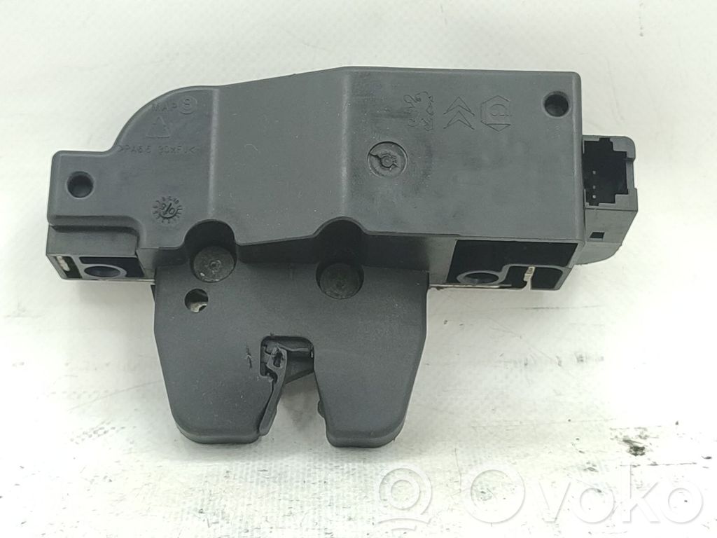 Peugeot 407 Zamek klapy tylnej bagażnika 