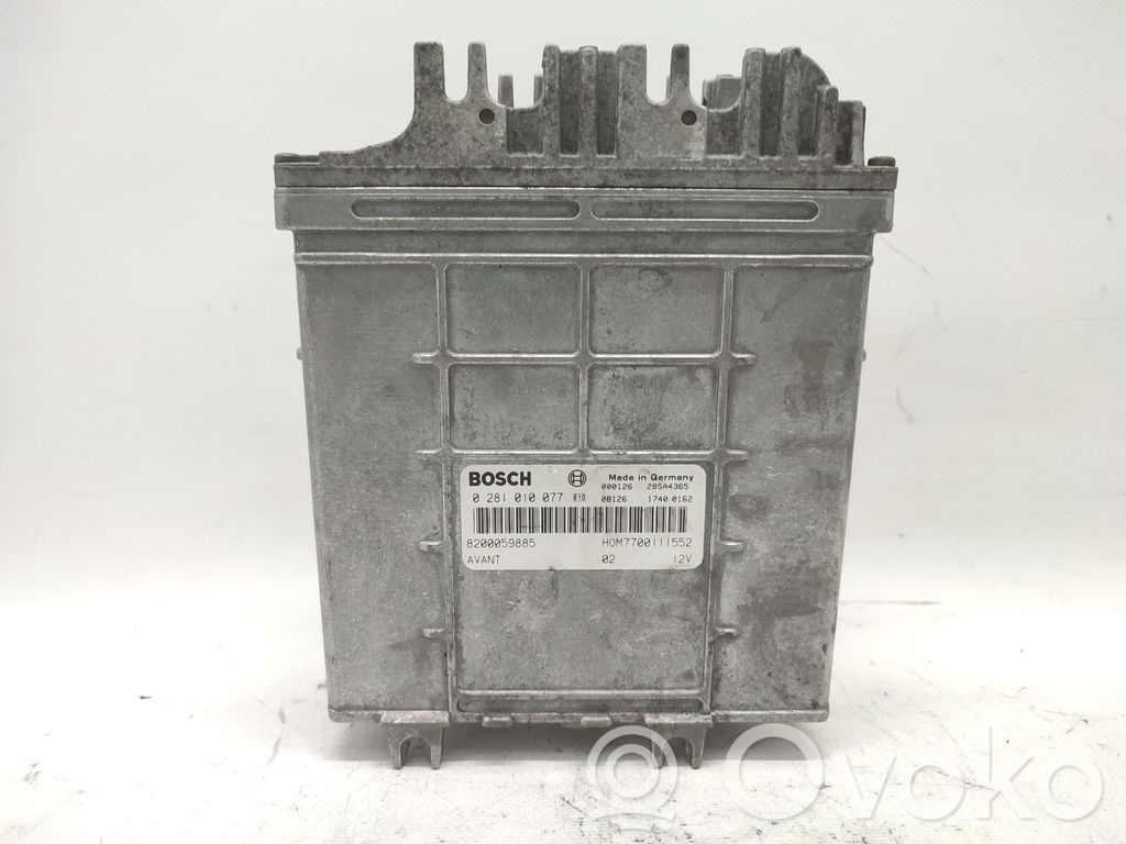 Puerta trasera   7700111552,7700111552