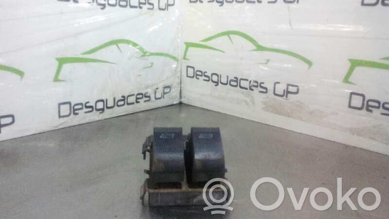 Interruptor del elevalunas eléctrico   8L0959851
