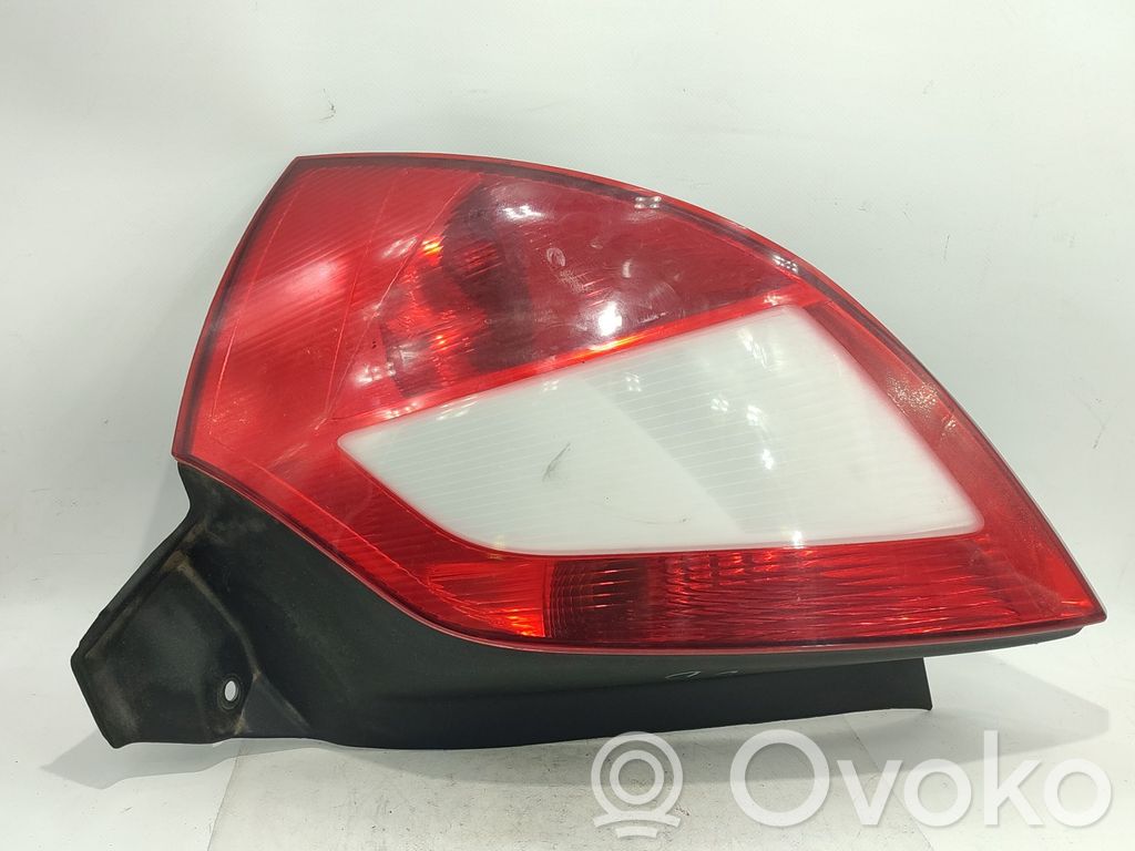 Renault Megane II Lampă spate în caroserie