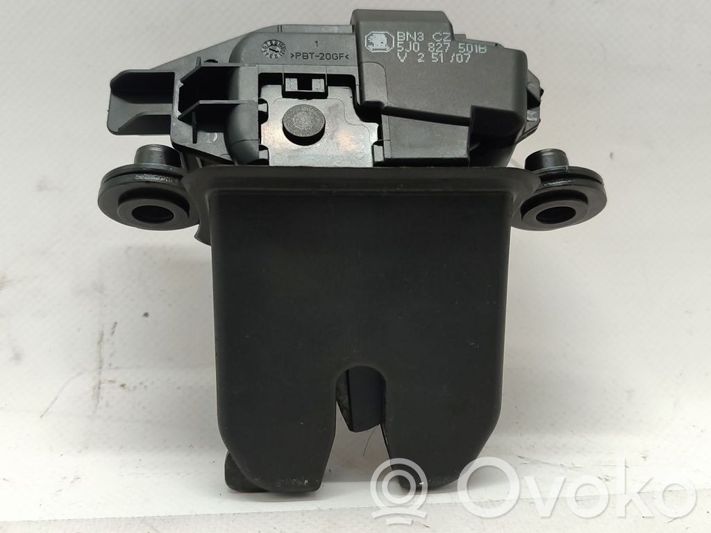 Skoda Fabia Mk2 (5J) Loquet de verrouillage de hayon
