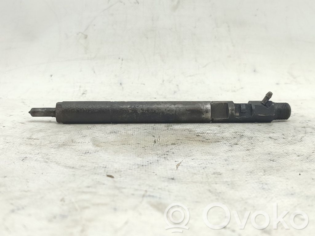 Inyector de combustible   6640170221,A6650170121