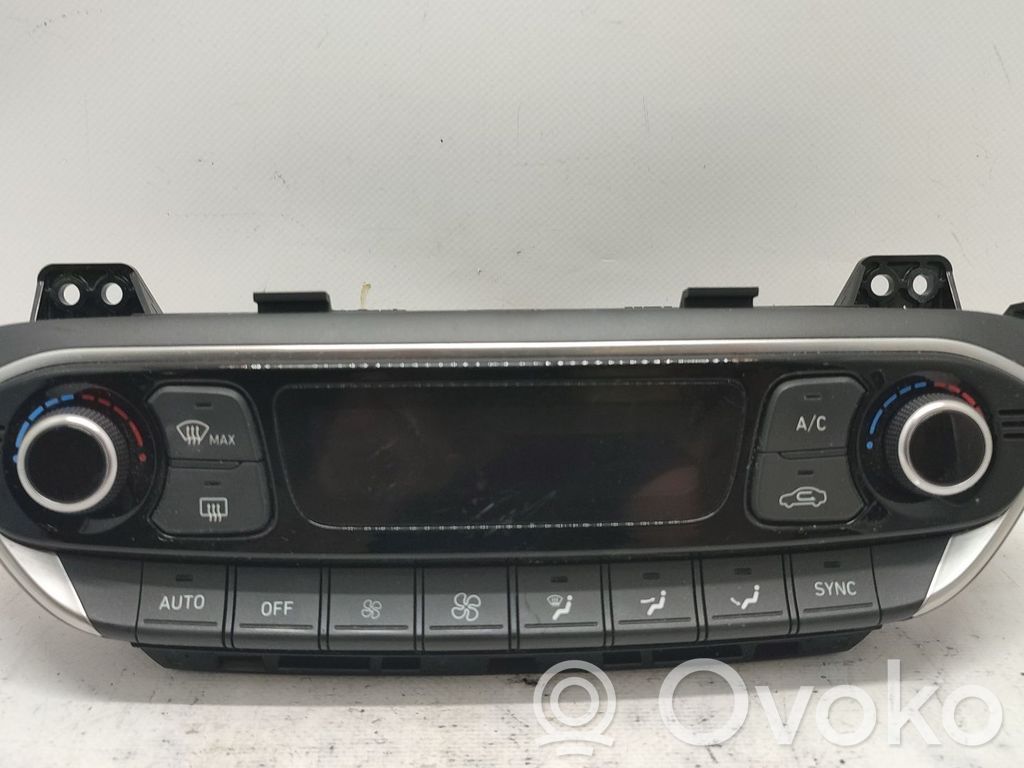 Hyundai i30 Unitate control climatizare 