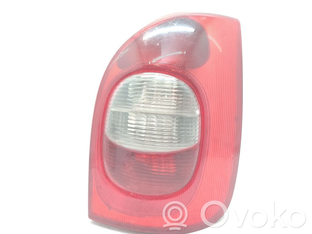 Citroen Xsara Lampă spate în caroserie