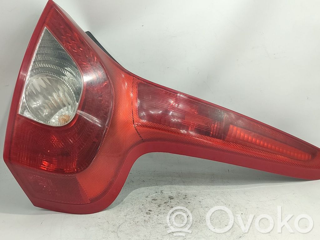 Luz trasera/de freno   31213918