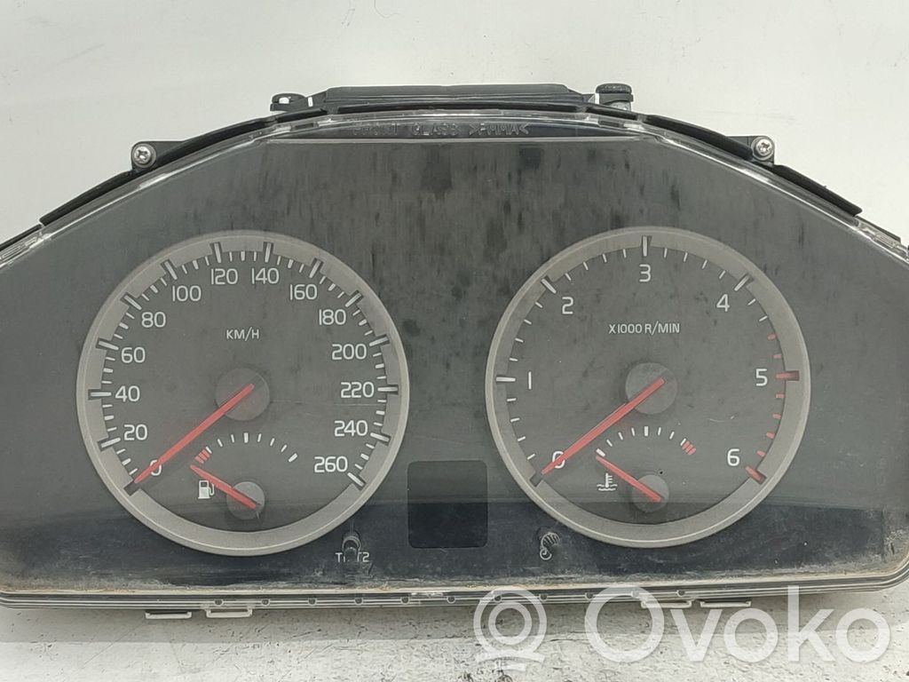 Volvo C30 Vitezometru (grup de instrumente)