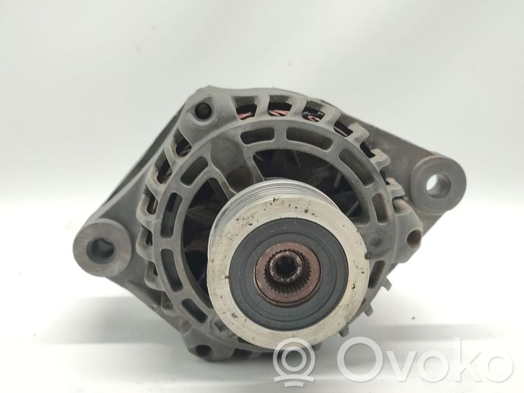 Opel Astra G Alternador