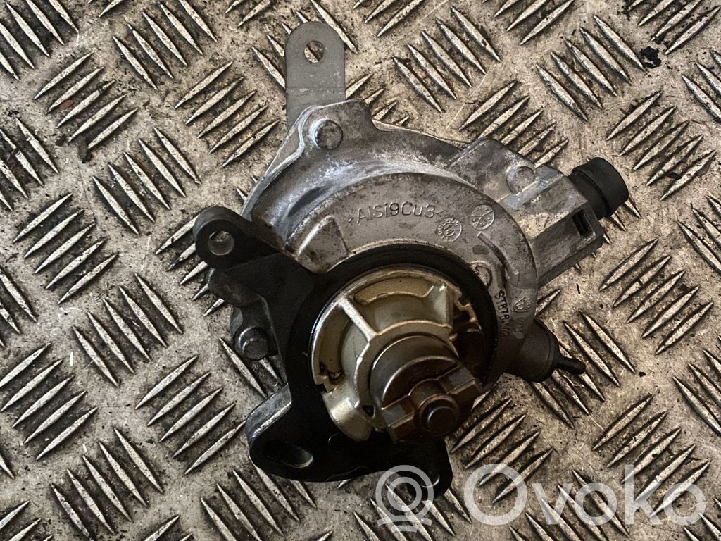 Ford Fusion II Pompa a vuoto 