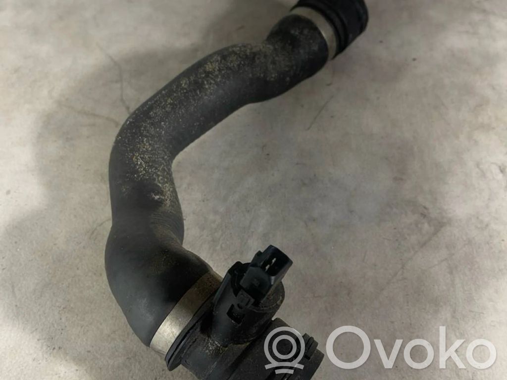 BMW X5 E70 Engine coolant pipe/hose 