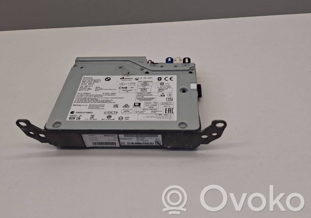 BMW XM Stacja multimedialna GPS / CD / DVD 