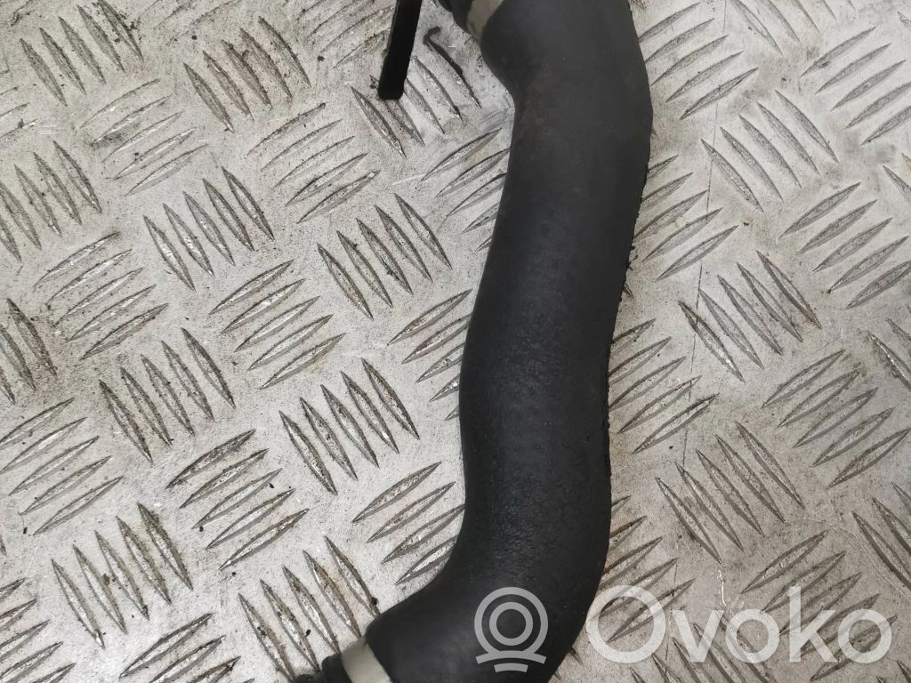Engine coolant pipe/hose
