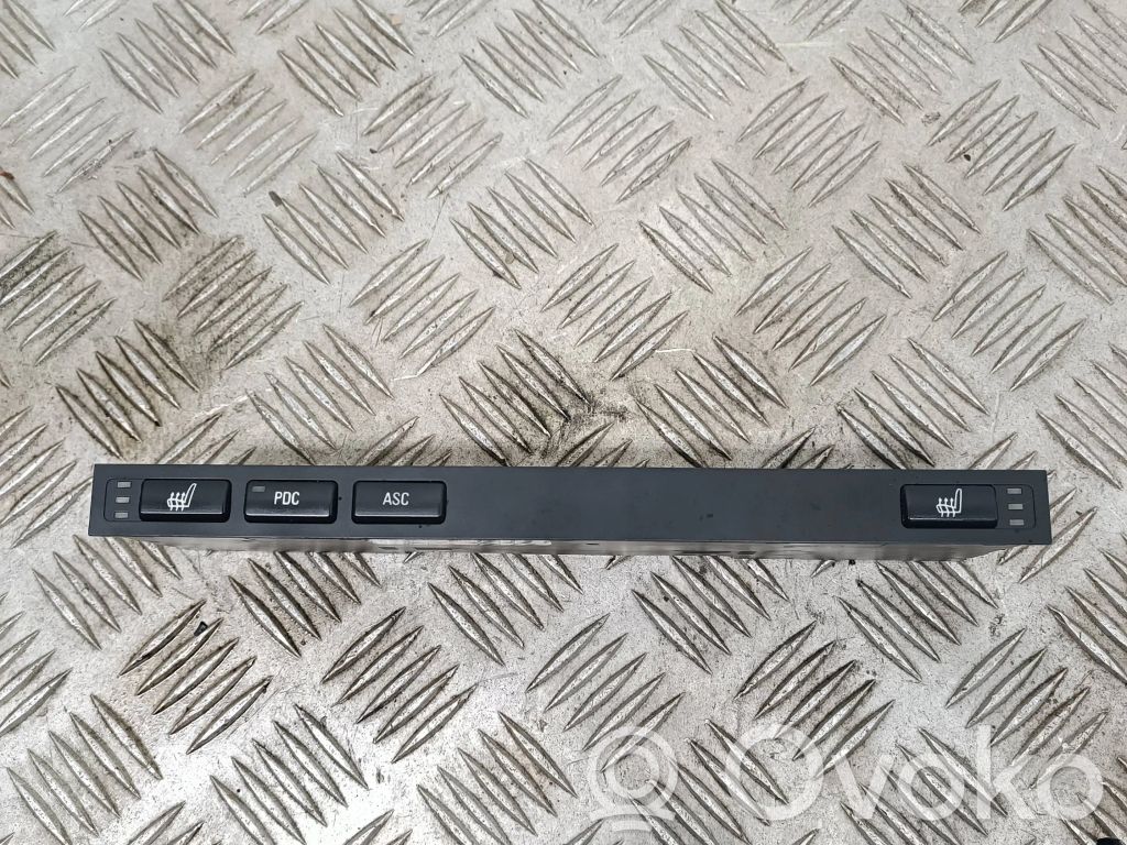 BMW 3 E46 Interruptor de calefacción del asiento 