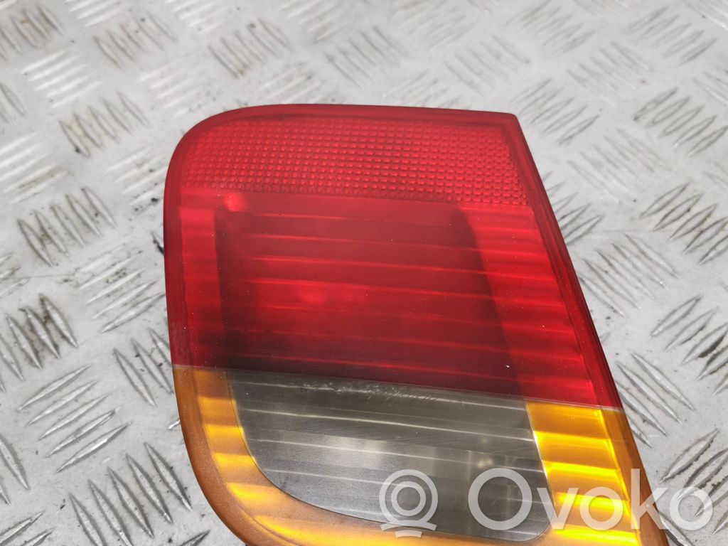 BMW 3 E46 Aizmugurējais lukturis pārsegā 