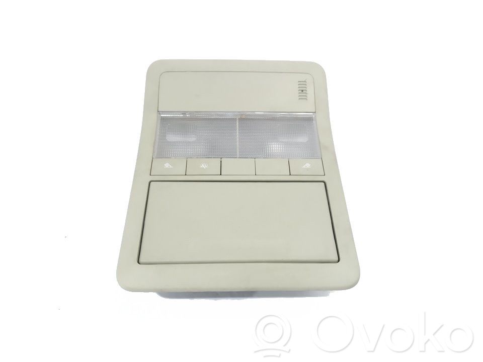 Chevrolet Captiva Front seat light 