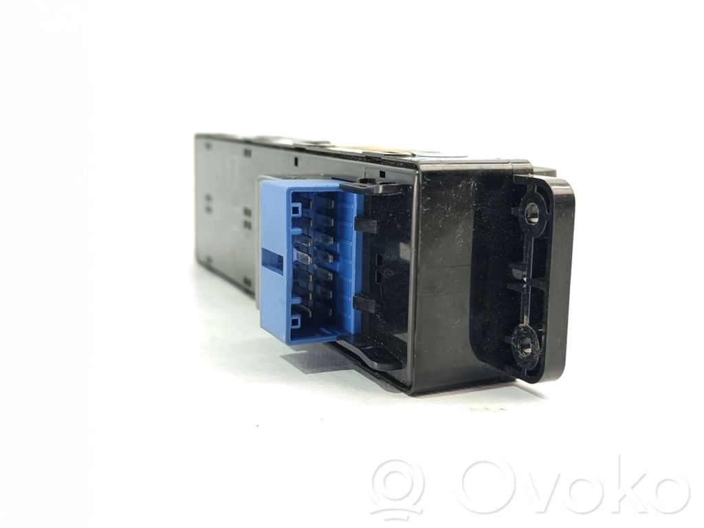 SsangYong Kyron Electric window control switch 