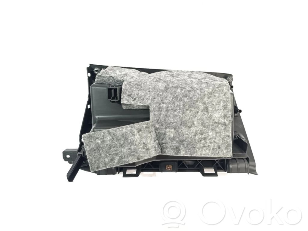 Opel Astra J Daiktadėžė 