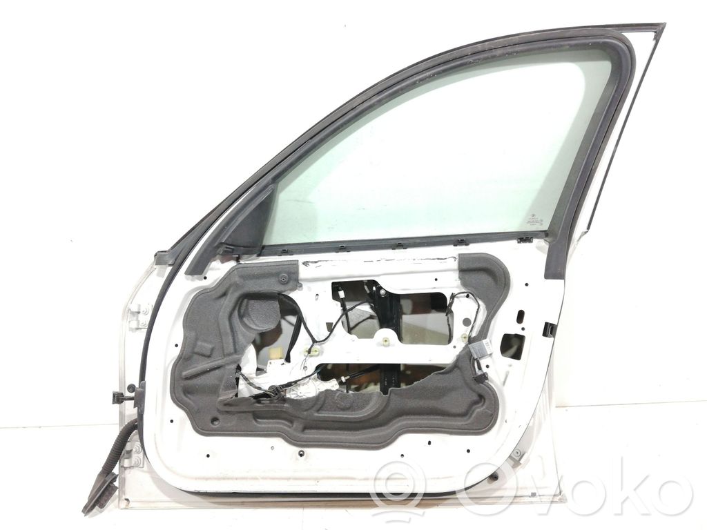 BMW 3 E46 Front door 