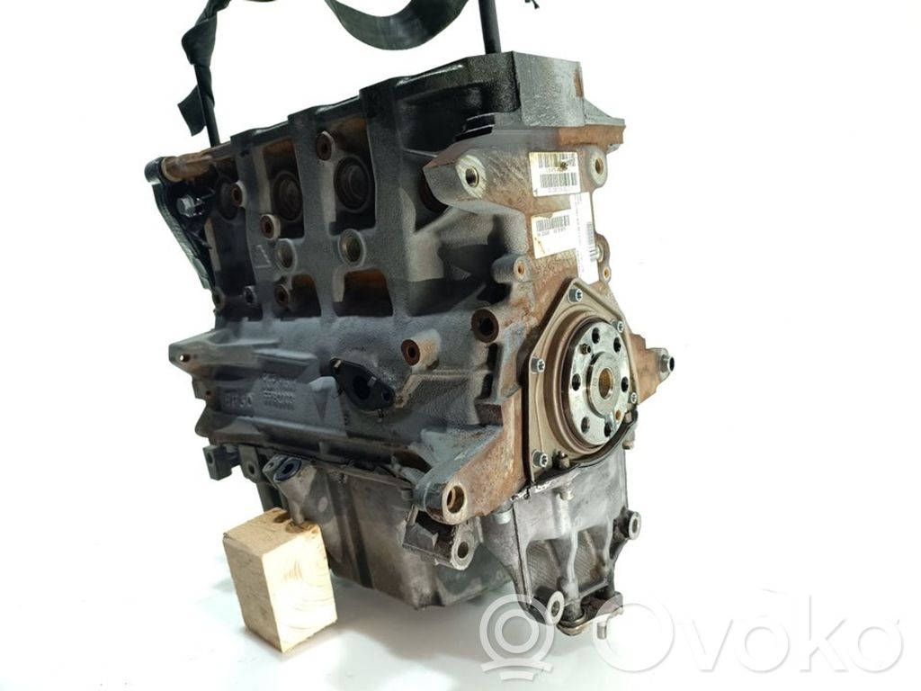 Engine block   5F30