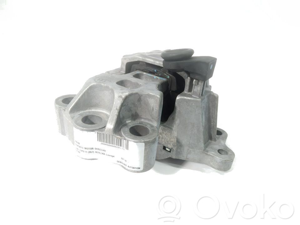 Fiat Tipo Engine mount bracket 