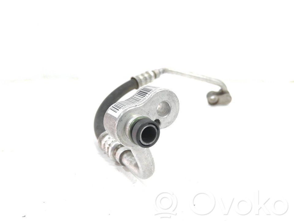 BMW 3 E46 Air conditioning (A/C) pipe/hose 