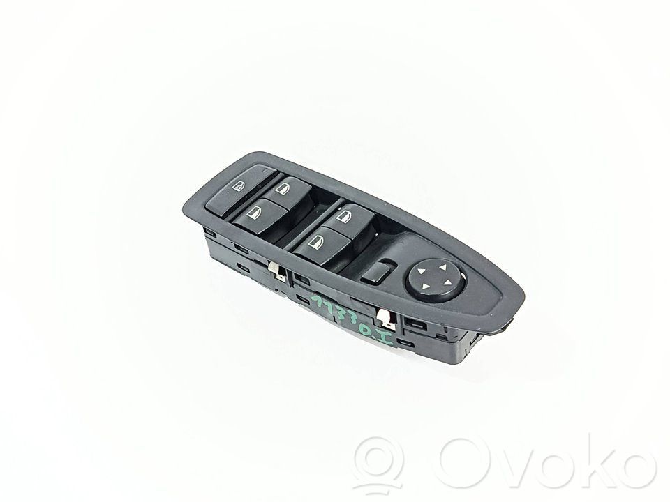 BMW 1 F20 F21 Electric window control switch 