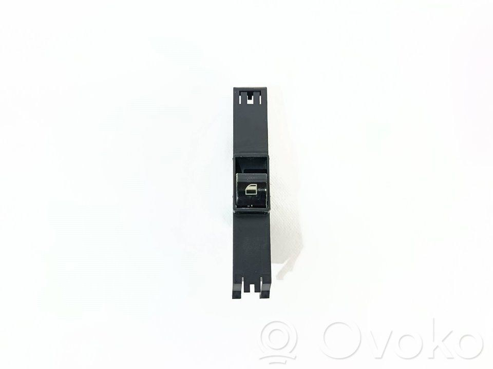 Electric window control switch   6902177