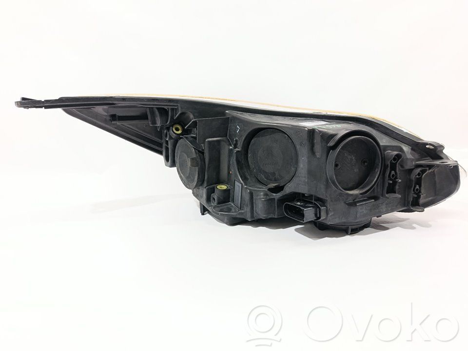 Ford Focus Headlight/headlamp 