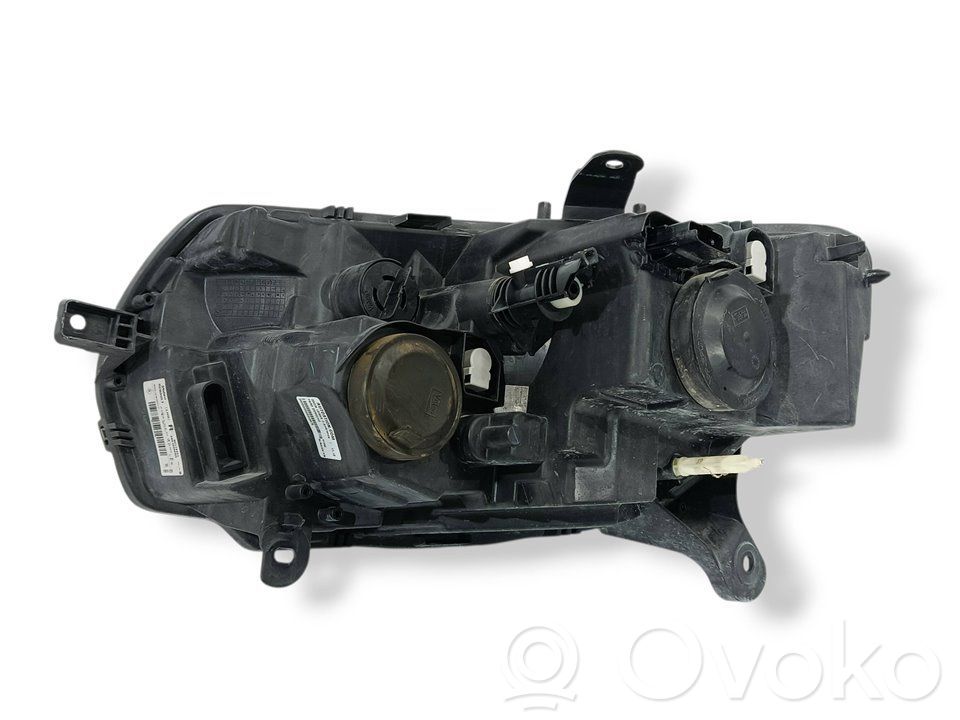 Dacia Logan II Lampa przednia 