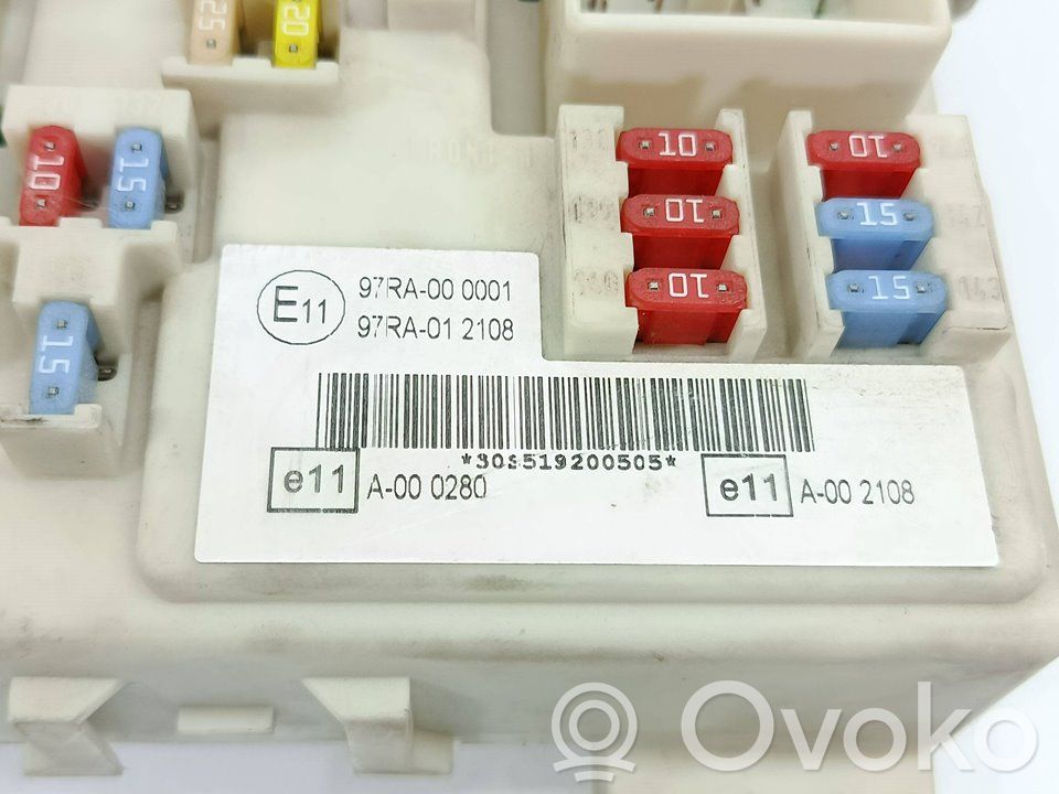 Ford Kuga I Fuse module 
